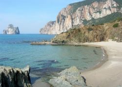 Ampio monolocale con terrazza vista mare - sardegna