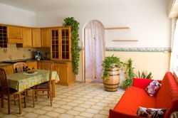 AFF.SI MONOLOCALE - TAORMINA - 4 POSTI LETTO - BEN ACCESS.TO - sicilia